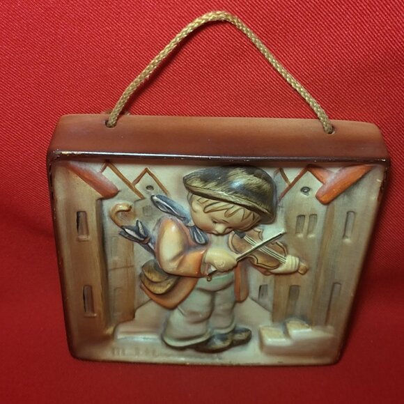 Vintage Wille Goebel Little Fiddler Wall Plaque Hanging Decor - Picture 3 of 11